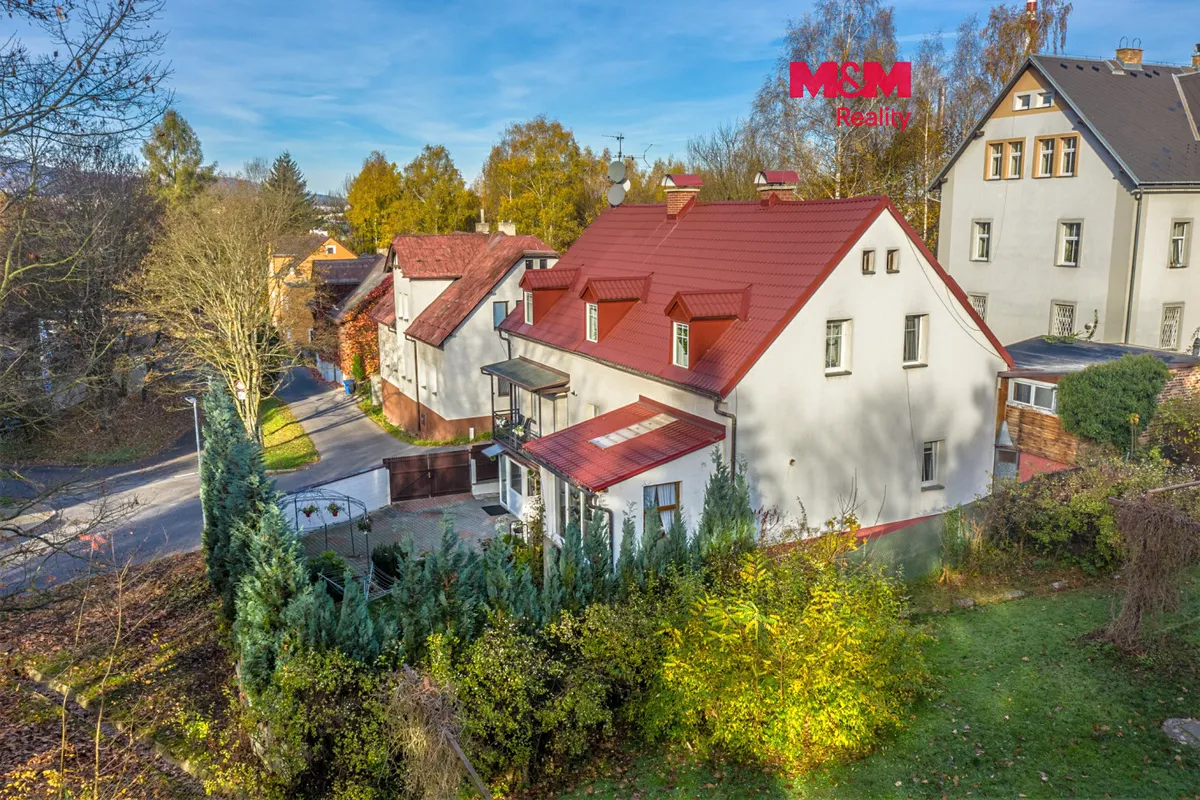 Prodej podílu 1/2 bytu 4+1 120 m²